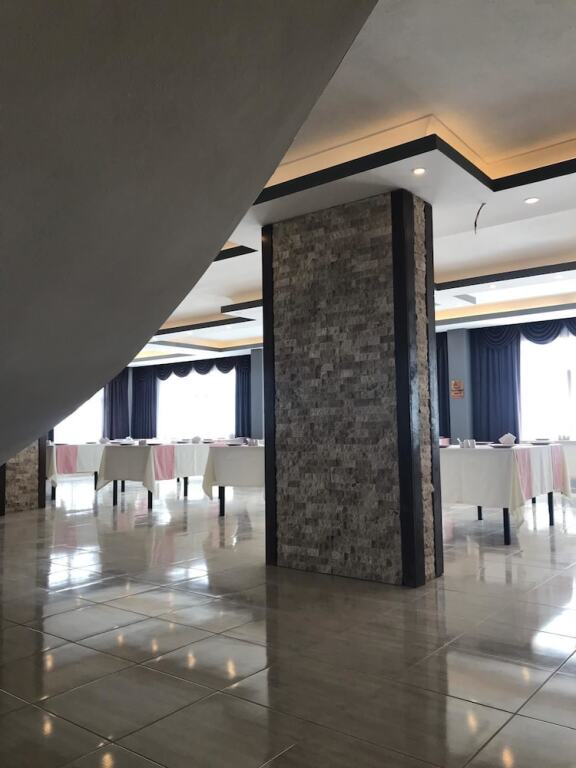 Арсин: Greenlife Hotel