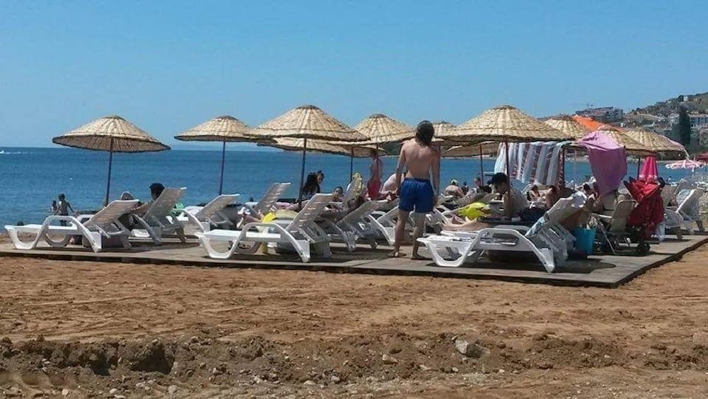 Армутлу: Deniz Kizi Otel