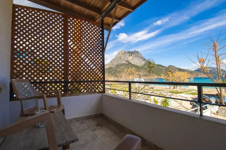 Адрасан: Ceneviz Hotel