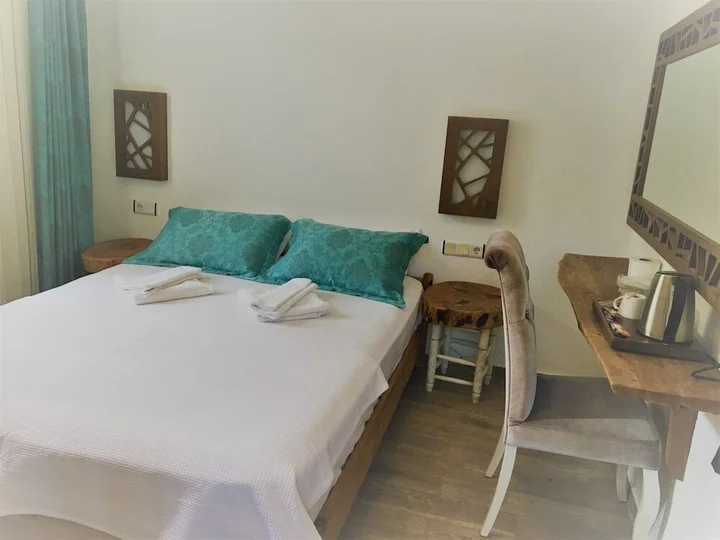 Адрасан: Ceneviz Hotel