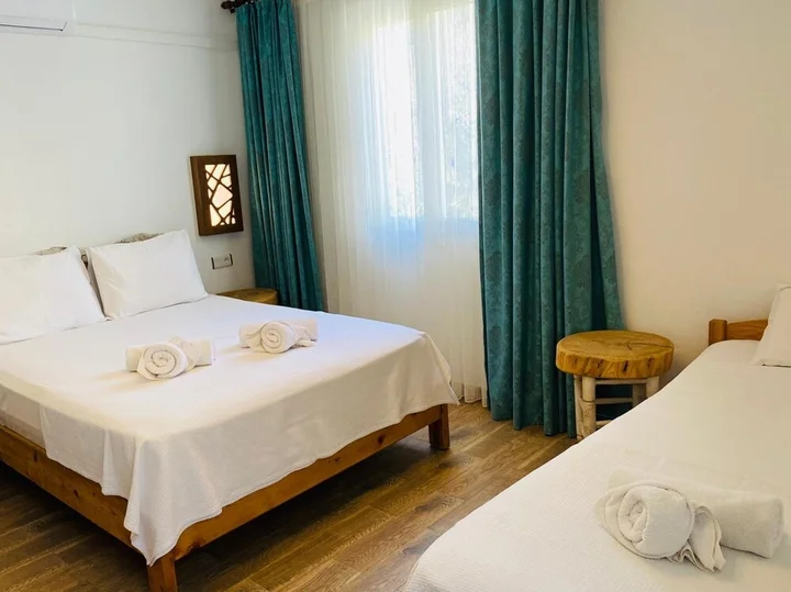 Адрасан: Ceneviz Hotel