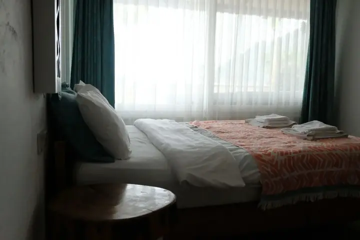 Адрасан: Ceneviz Hotel