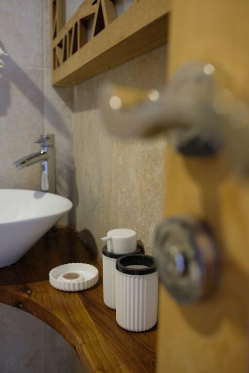 Адрасан: Ceneviz Hotel