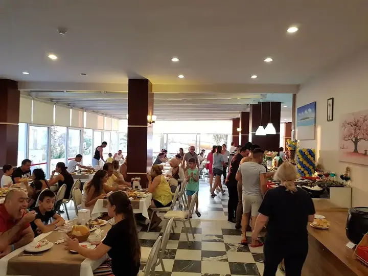 Гюзельчамлы: Bella Pino Beach Club Hotel