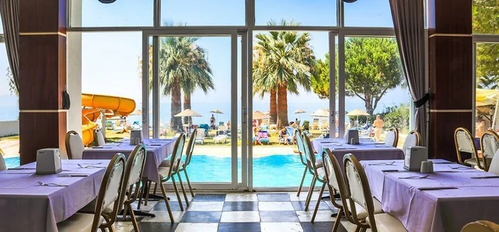 Гюзельчамлы: Bella Pino Beach Club Hotel