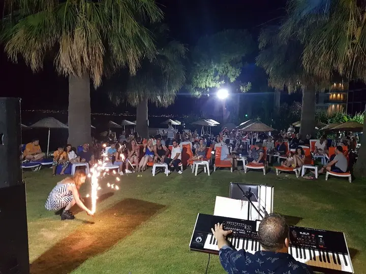 Гюзельчамлы: Bella Pino Beach Club Hotel