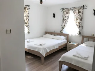 Бозджаада: Ada Hotel