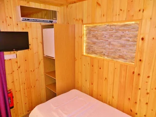 Бозджаада: Patalya Pension