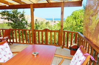 Бозджаада: Patalya Pension