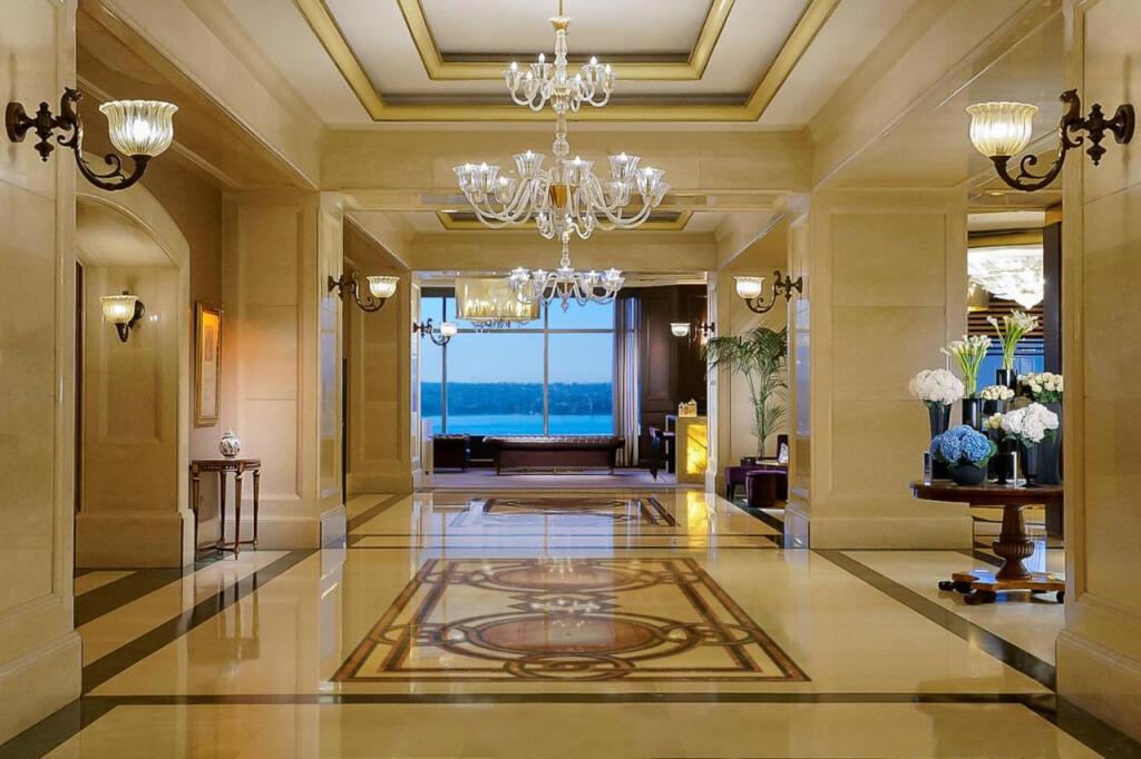 Стамбул: Hotel The Ritz-Carlton, Istanbul.