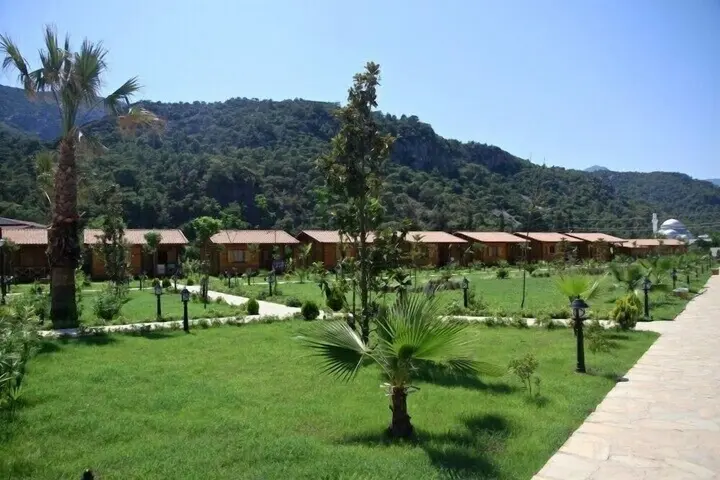 Чиралы: Hotel Odile