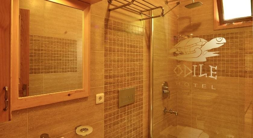 Чиралы: Hotel Odile