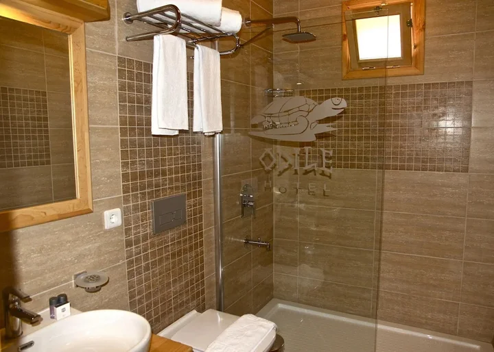 Чиралы: Hotel Odile