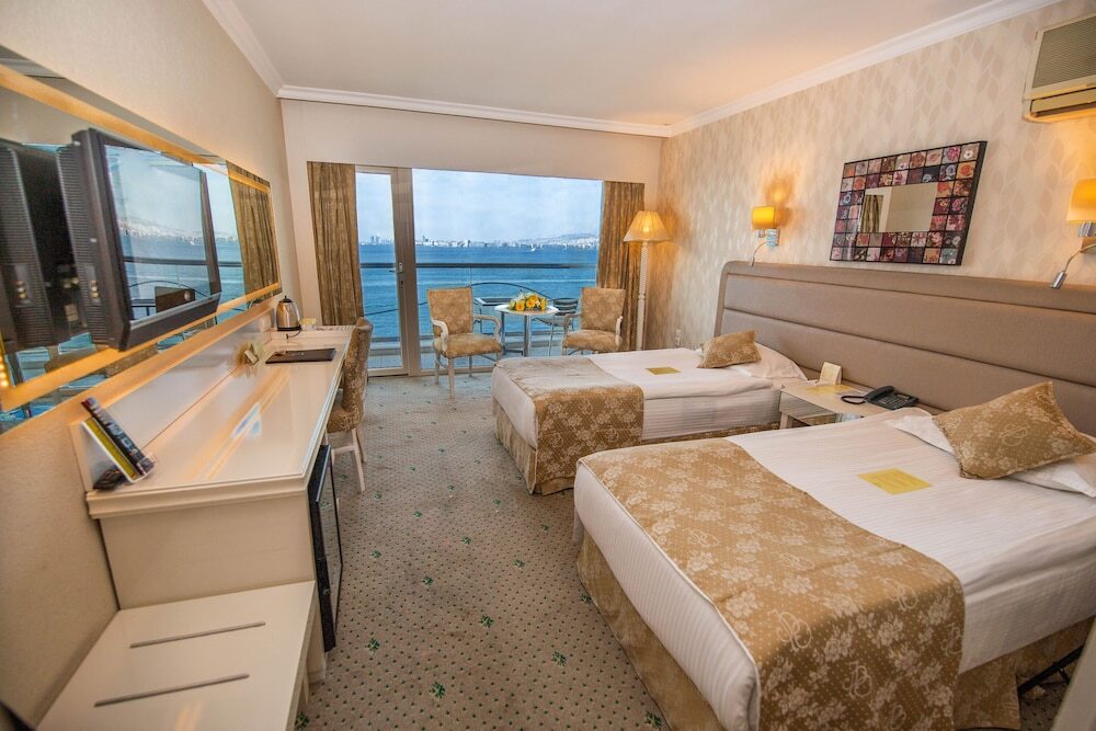 Измир: Izmir Palas Otel