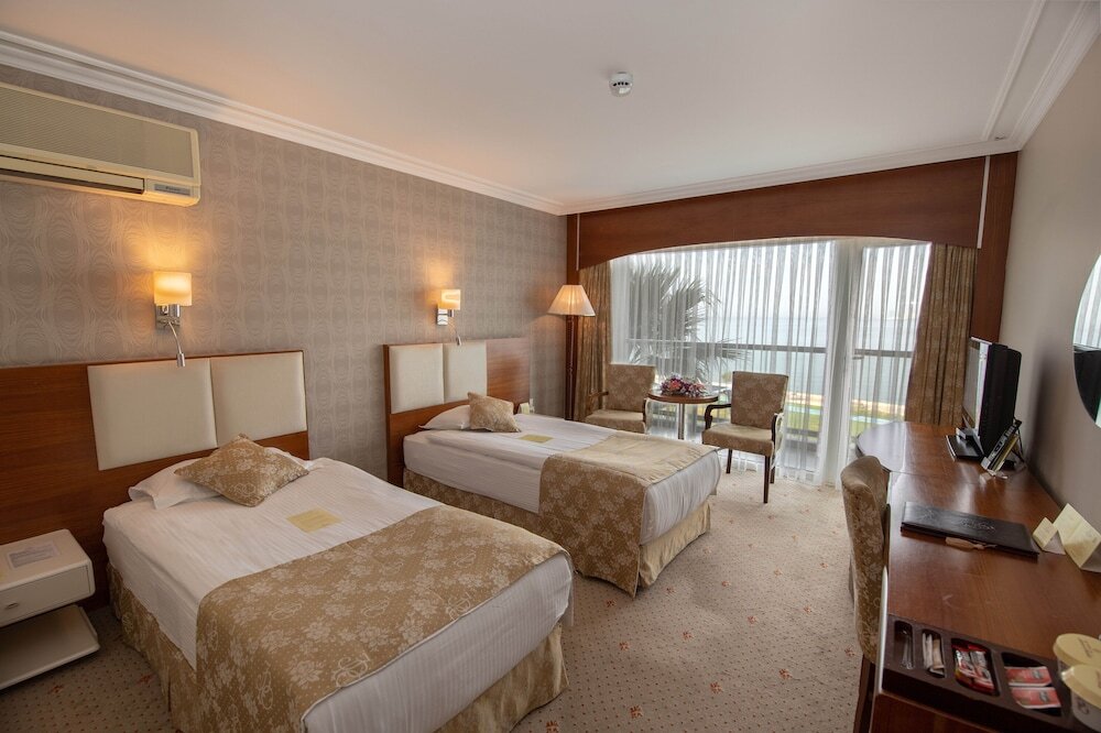 Измир: Izmir Palas Otel