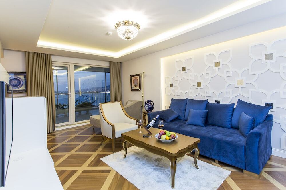 Измир: Izmir Palas Otel
