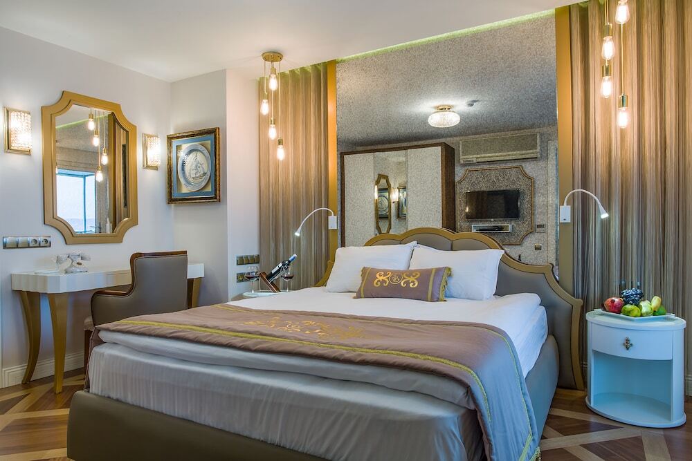Измир: Izmir Palas Otel