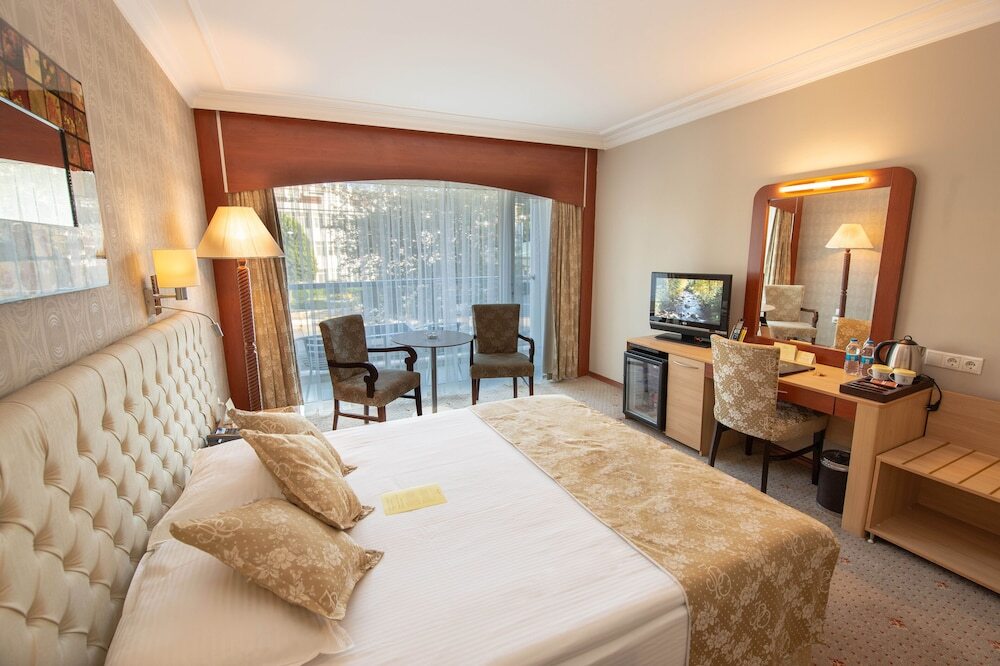 Измир: Izmir Palas Otel