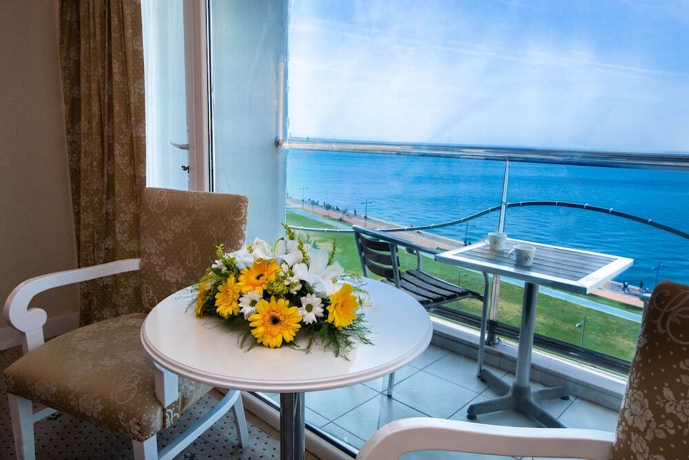 Измир: Izmir Palas Otel