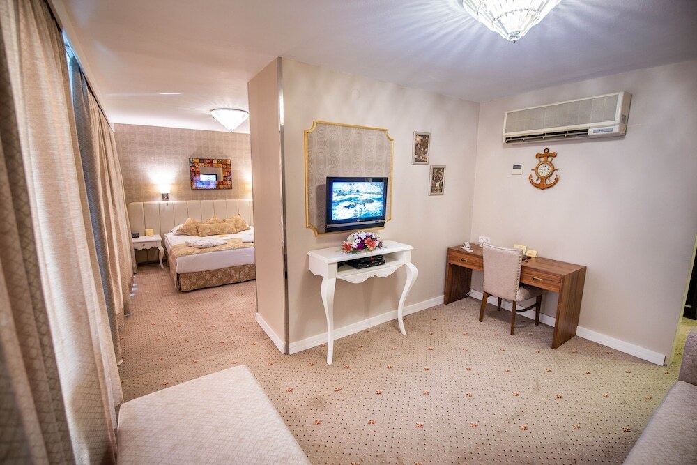 Измир: Izmir Palas Otel
