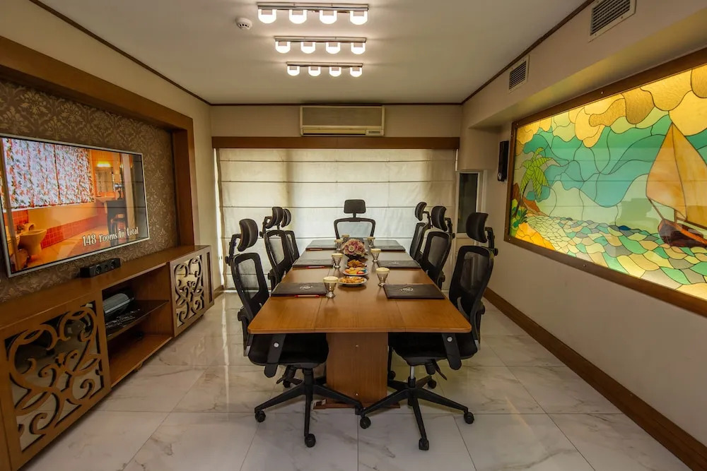 Измир: Izmir Palas Otel