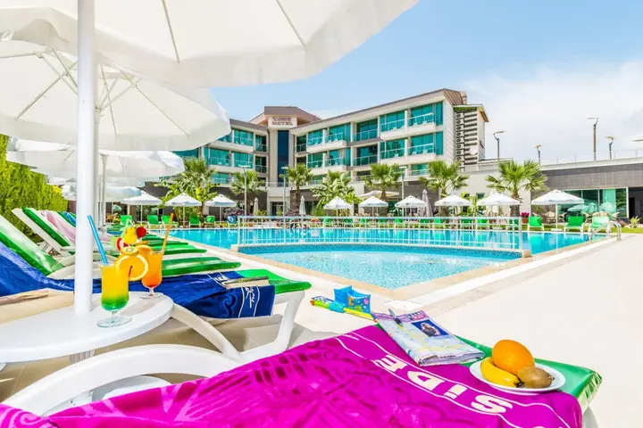 Манавгат: Lowe Hotel
