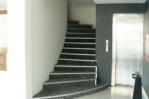 Измир: Megapole Hotel