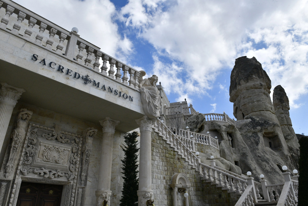 Гёреме: Sacred Mansion