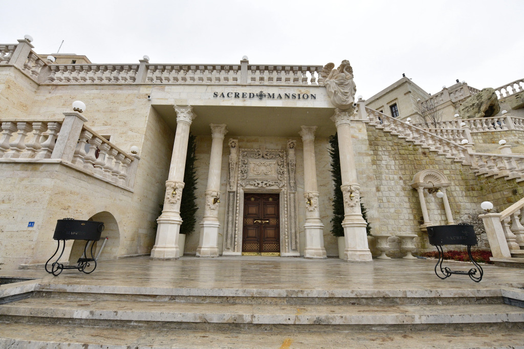 Гёреме: Sacred Mansion