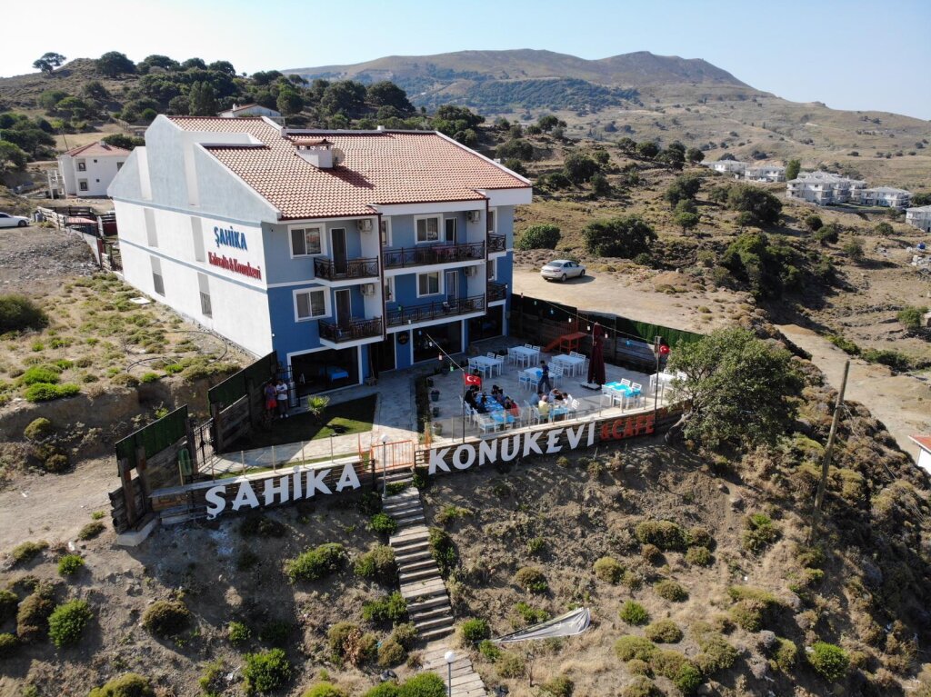 Зейтинликой: Sahika Konuk Evi