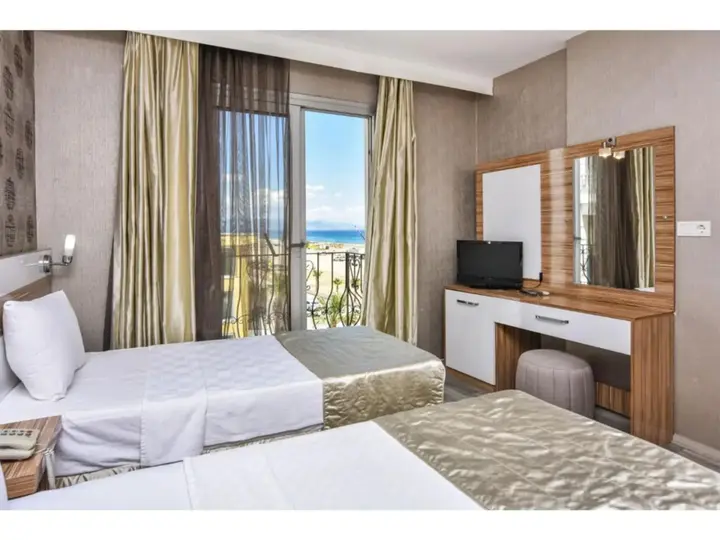 Айвалык: Acem Hotel
