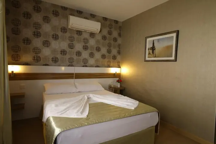 Айвалык: Acem Hotel