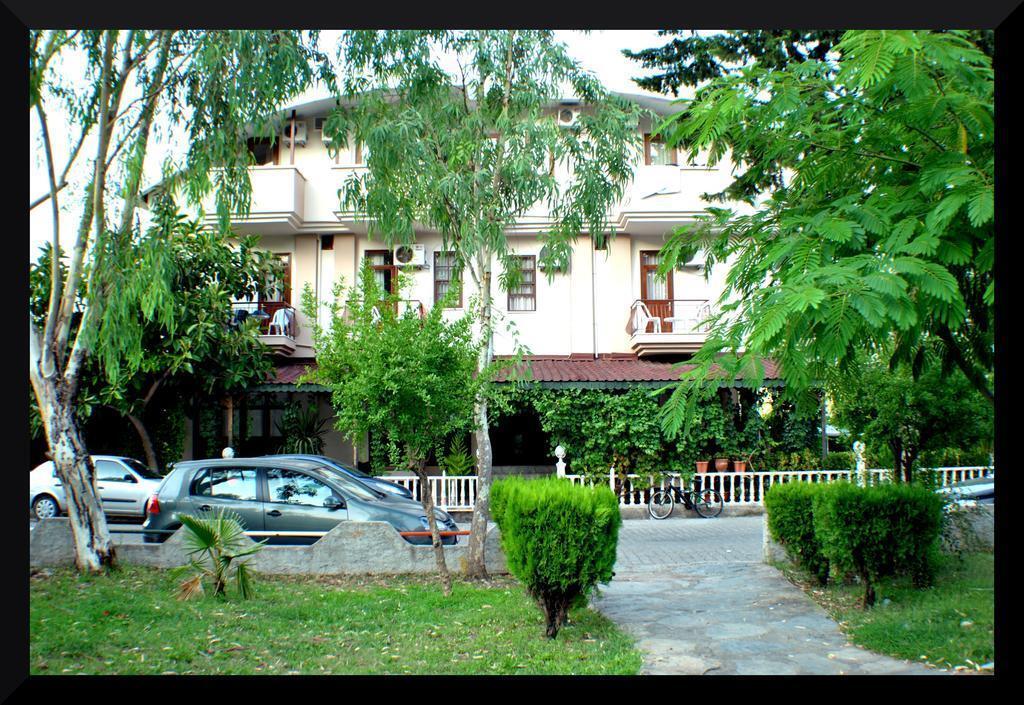 Nihan Hotel — фото 1