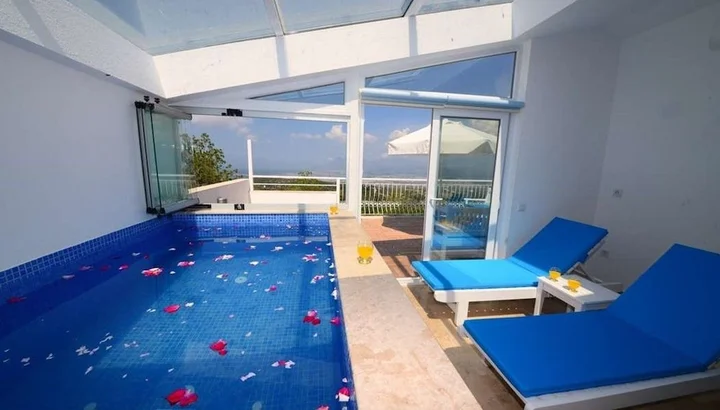 Исламлар: Villa Eva