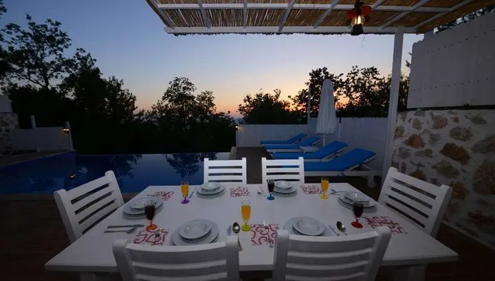 Исламлар: Villa Eva