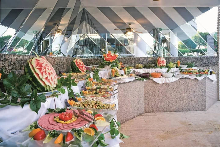 Голькой: Orion Beach Hotel