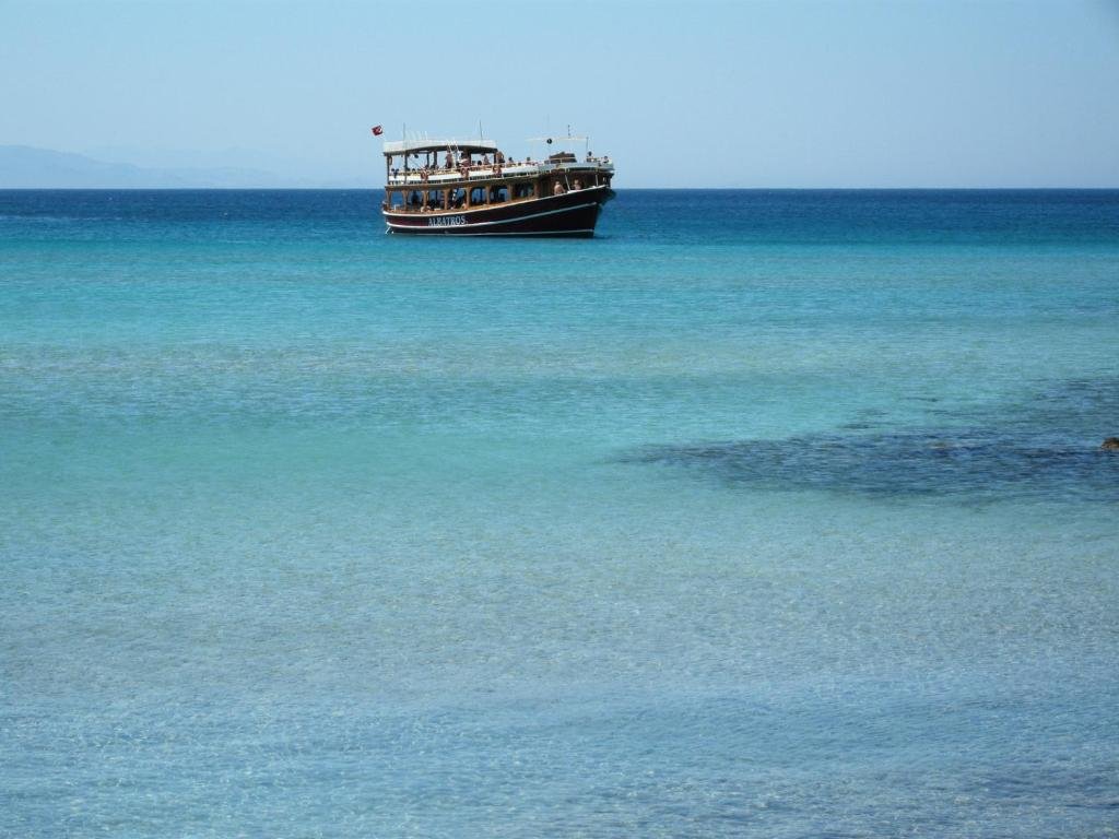 Голькой: Orion Beach Hotel