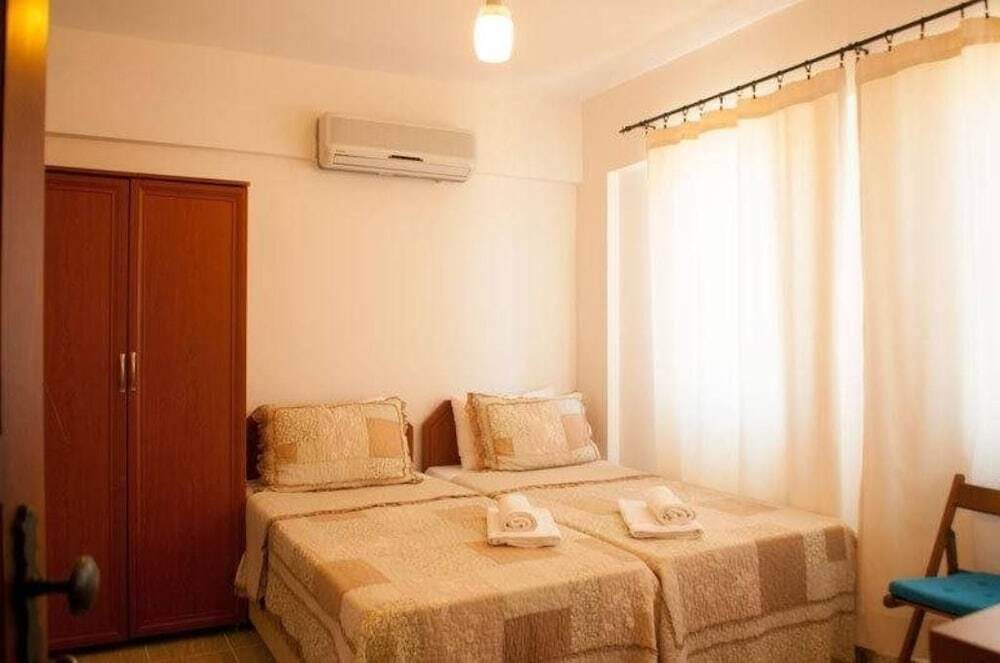 Бозджаада: Karna Hotel