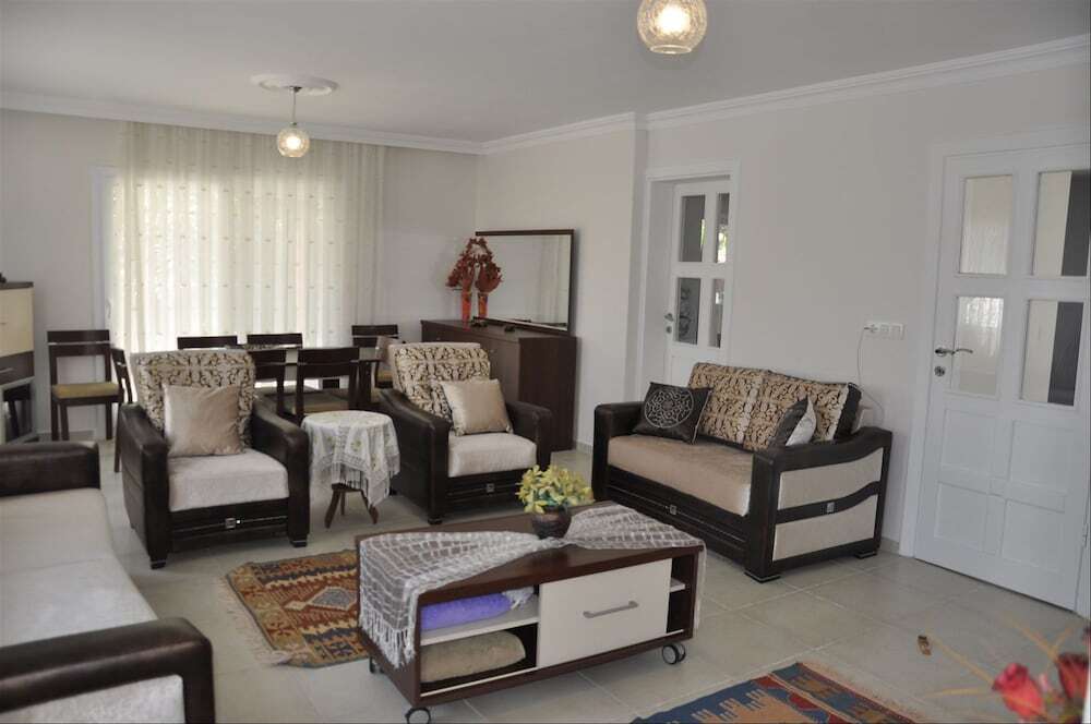 Дальян: Villa Basaran