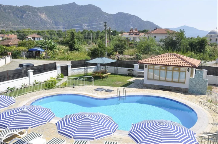 Дальян: Villa Basaran