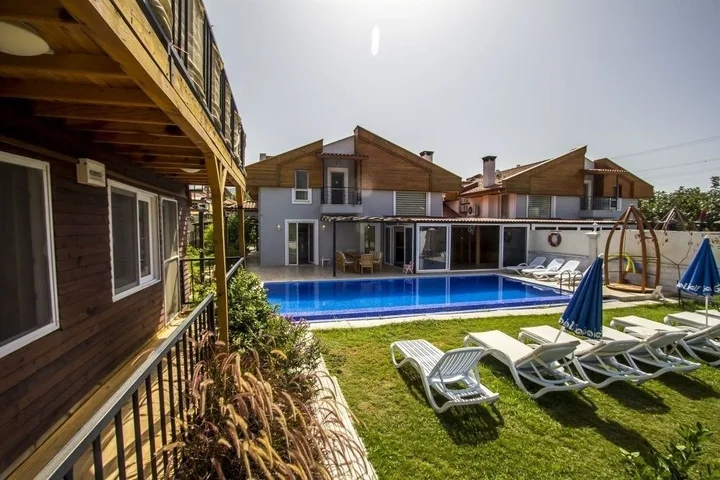 Дальян: Villa Plus 1 by Tatilpremium