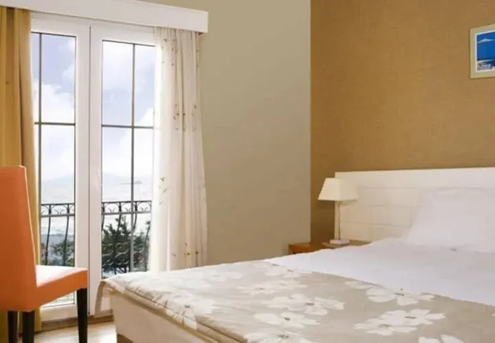 Тургутрейс: Kortan Otel