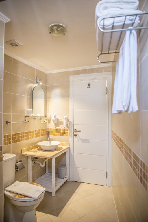 Тургутрейс: Kortan Otel