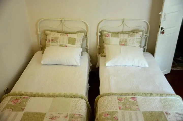 Айвалык: Zeytin Pension
