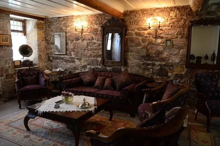 Айвалык: Zeytin Pension