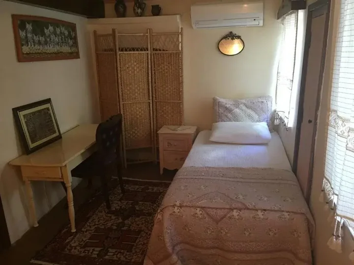 Айвалык: Zeytin Pension