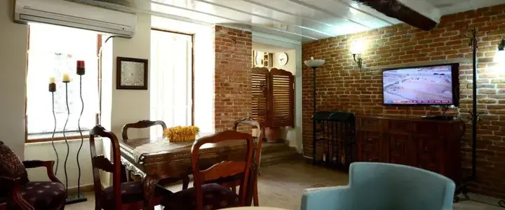 Айвалык: Zeytin Pension