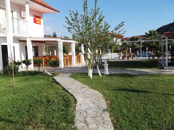 Дальян: Yavuz Hotel