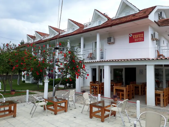 Дальян: Yavuz Hotel