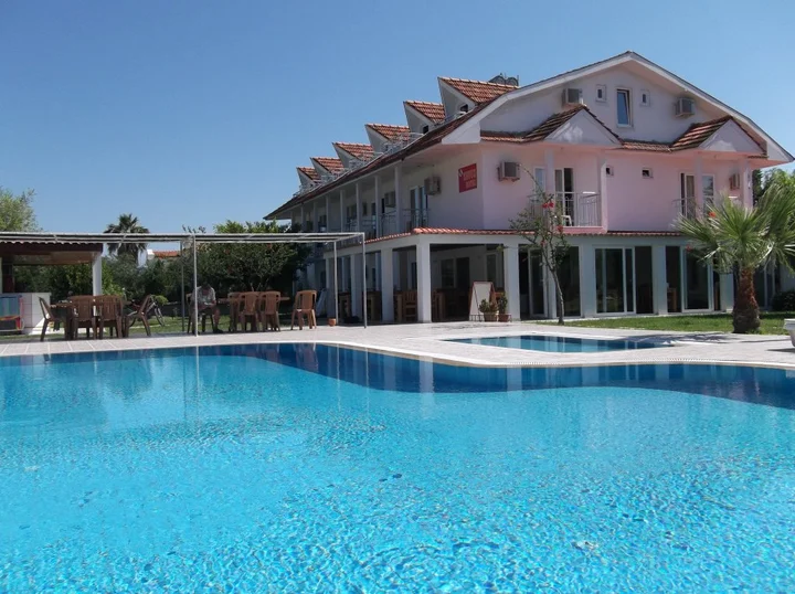 Дальян: Yavuz Hotel